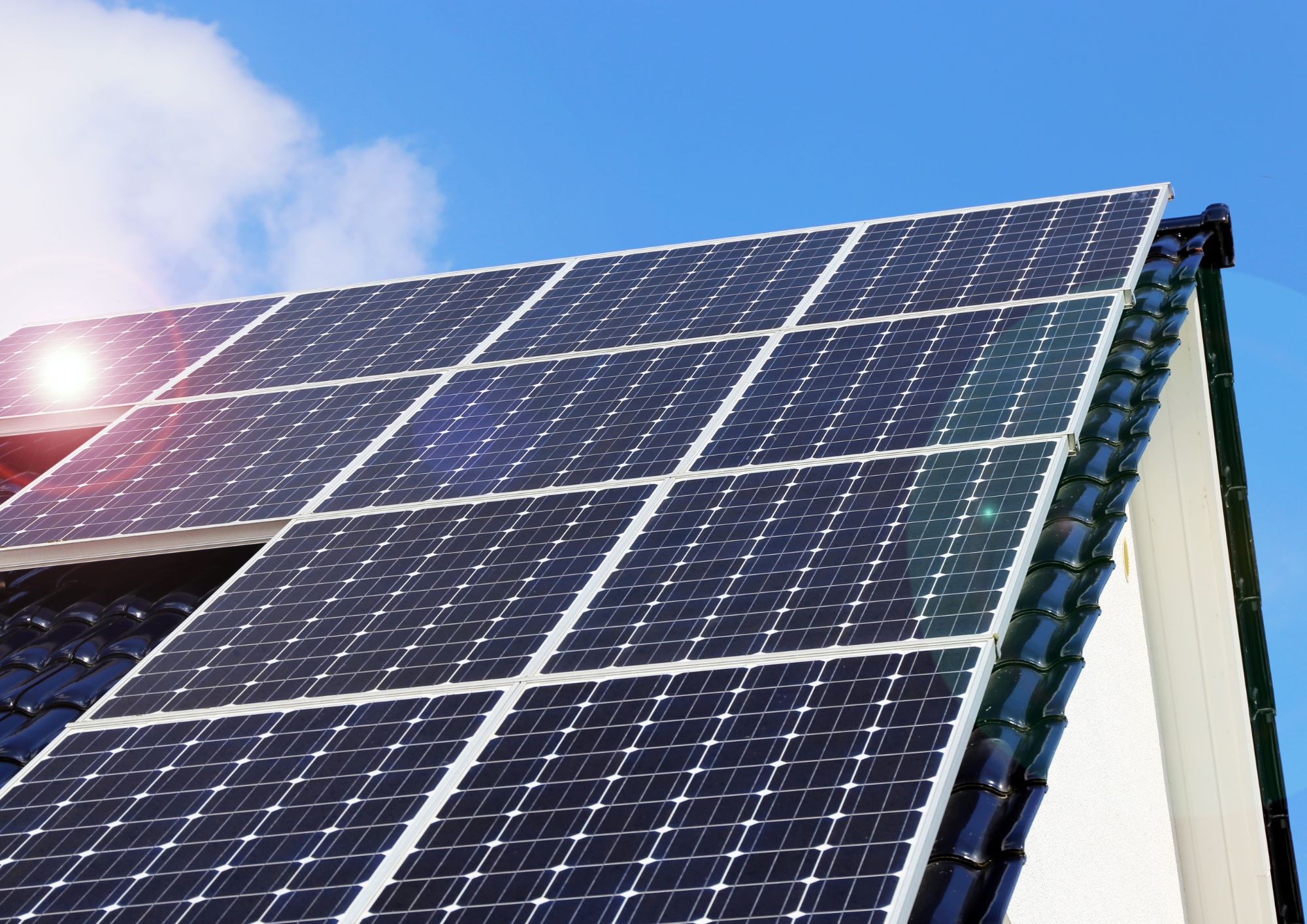 פאנלים סולאריים לבית